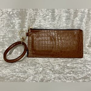 Unbranded NEW Brown Faux Croc/Lizard Leather Wristlet NEW-No-Tags Top Zipper